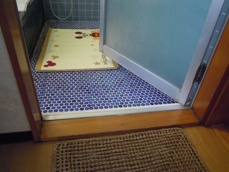 お風呂・脱衣所をシステムバス・サワラの無垢材にリフォーム　上田市　工事前写真１