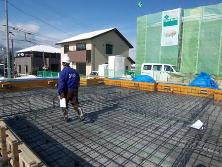 新築工事の基礎の検査　坂城町　写真１