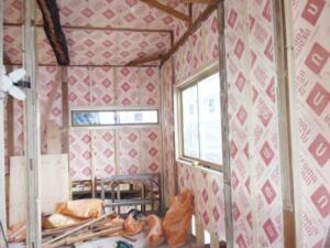 断熱材は性能の良いネオマフォームをすき間なく施工